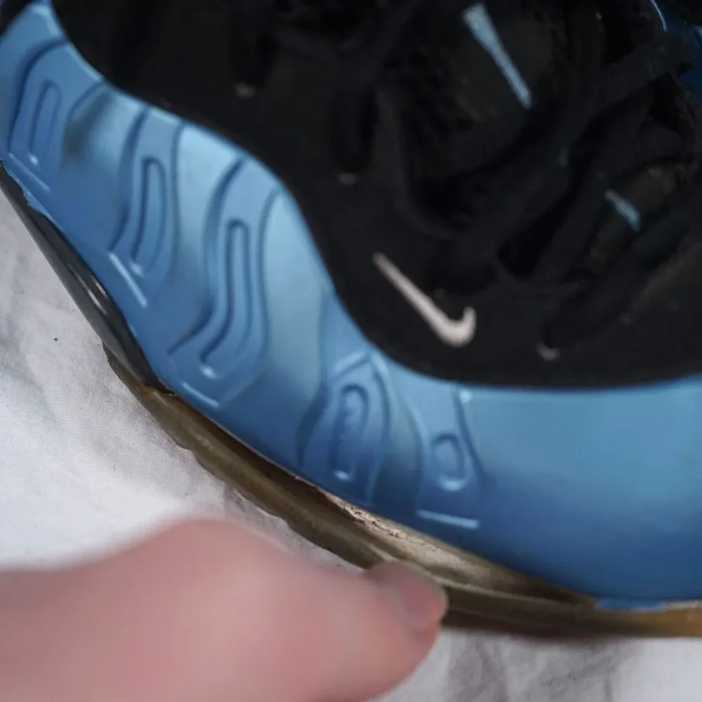 Nike Air Foamposite One GS Little Posite University Blue 7Y Sole Separation